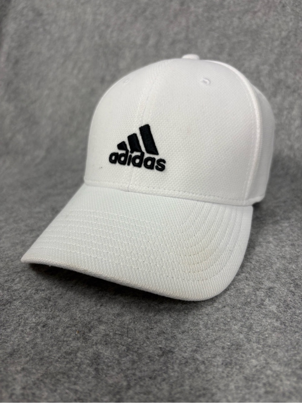 Adidas White Flex Fit Embroidered Logo Athletic Baseball Hat